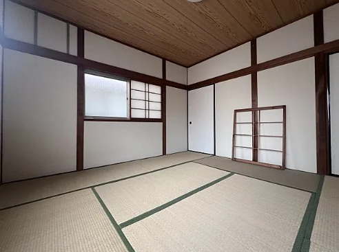 西二見貸家の和室