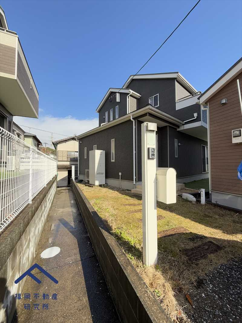 太宰府市御笠１丁目　戸建ての前面道路含む現地写真