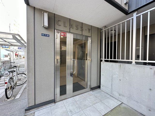 CLASS・Yのエントランス