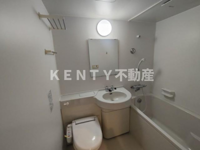 【トイレ】 | テラスハウス山王 | 落ち着いた色調のトイレです
