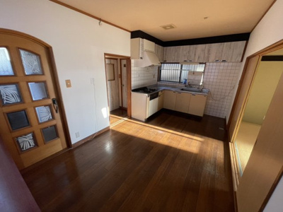 【キッチン】 | 中古戸建：熊谷市久下 | 現地ダイニングキッチン（2024年12月20日）撮影