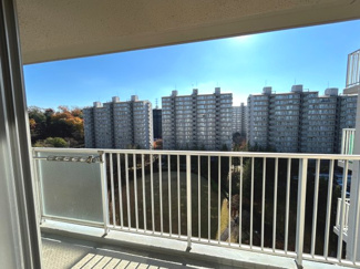 【展望】 | 開放感があり、緑あふれる安らぎのロケーションです。