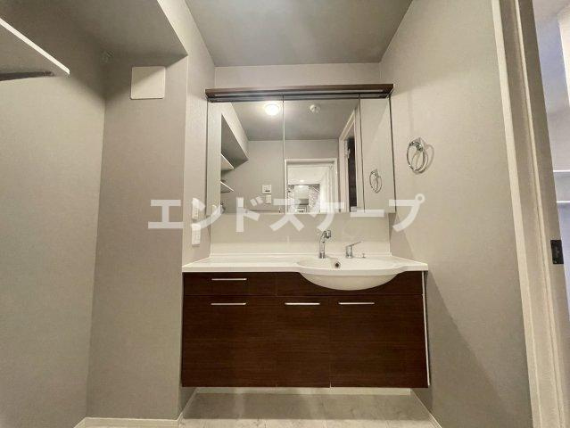 メゾンレジデンスの洗面所|高崎、前橋、伊勢崎エリアのお部屋探しはエンドスケープまで！お客様の理想お聞かせ下さい♪