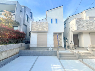 【外観】 | ◆◇常盤台新築戸建て◇◆ | ◆一戸建てを中心とした街並みが整然と続き、周辺は高い建物が建っていないので、緑の多い閑静な趣を感じる環境です。街並みや周辺環境も重要なポイントです！！