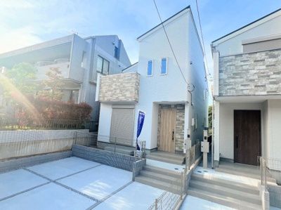 【外観】 | ◆◇常盤台新築戸建て◇◆ | ◆一戸建てを中心とした街並みが整然と続き、周辺は高い建物が建っていないので、緑の多い閑静な趣を感じる環境です。街並みや周辺環境も重要なポイントです！！