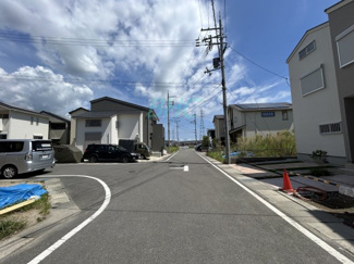 【前面道路含む現地写真】 | 下阪本２丁目　ニュータウン2期8号地