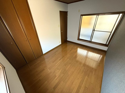 【洋室】 | 西板持町7丁目貸家