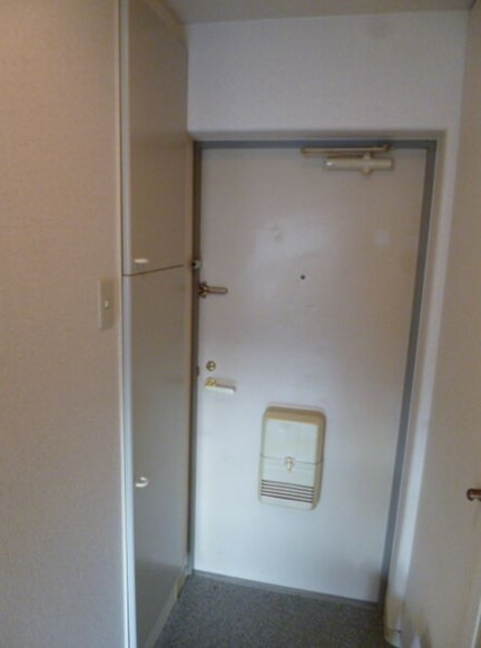 ラ・パルフェド・ファシリテの玄関