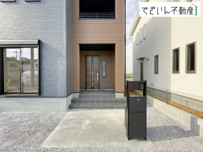 【玄関】 | Livele Garden.S寄居町(大字保田原)第１　新築住宅 | ≪1号棟≫
現地(2025年4月撮影)