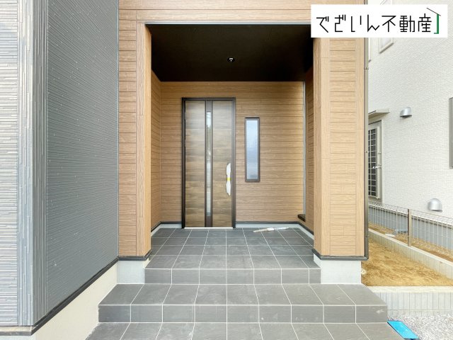 【玄関】 | Livele Garden.S寄居町(大字保田原)第１　新築住宅 | ≪1号棟≫
現地(2025年4月撮影)