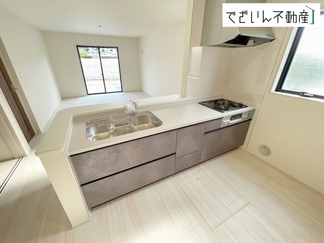 【キッチン】 | Livele Garden.S寄居町(大字保田原)第１　新築住宅 | ≪1号棟≫
現地(2025年4月撮影)