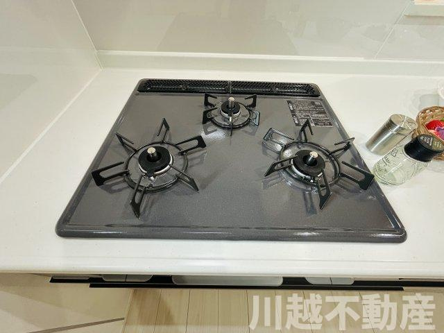 スーパーマーケット徒歩5分のキッチン|当日の内見も可能です。