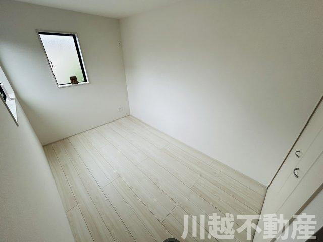 スーパーマーケット徒歩5分の洋室|物件情報量豊富です