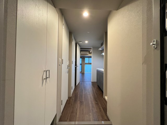 WORVE大阪本町の玄関
