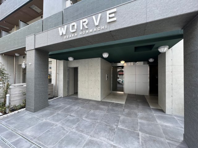 WORVE大阪本町のエントランス