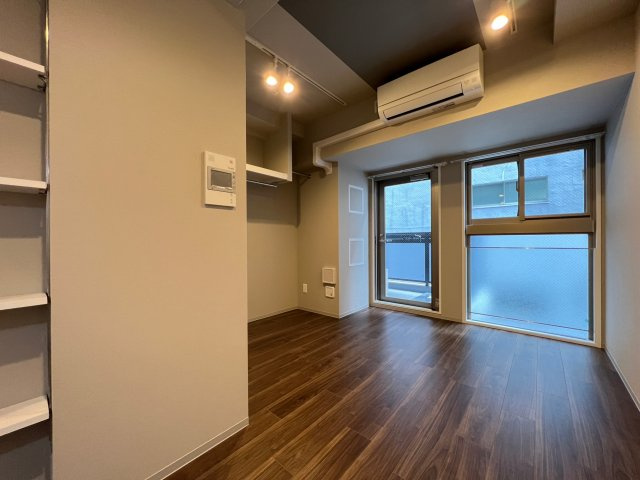 WORVE大阪本町の居間・リビング