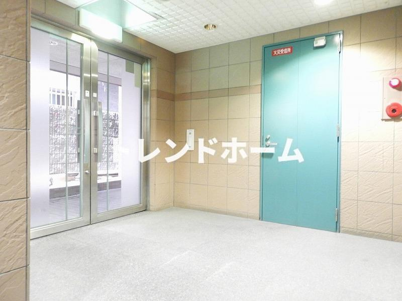 リーガル西天満のエントランス|選べる家電プランあり！！