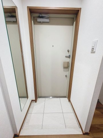 EDIAN武蔵小山の玄関