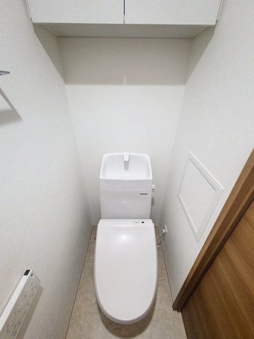 EDIAN武蔵小山のトイレ|※同建物ほかのお部屋の写真です。