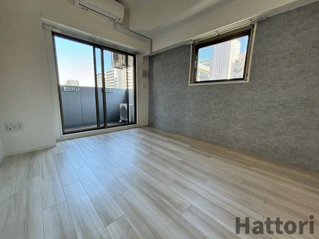 アドバンス江坂ラシュレの居間・リビング