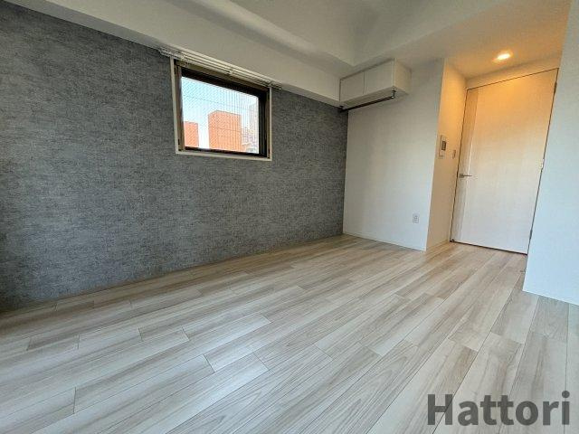 アドバンス江坂ラシュレの居間・リビング