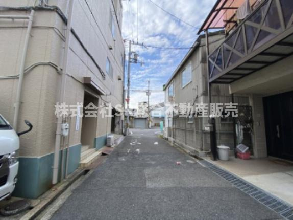 上小阪3丁目中古戸建の前面道路含む現地写真|前面道路含む現地写真です