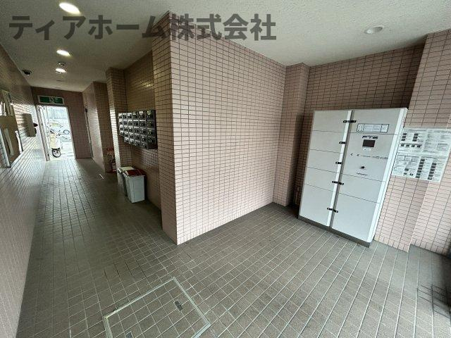 グランシャリオ桜井のロビー