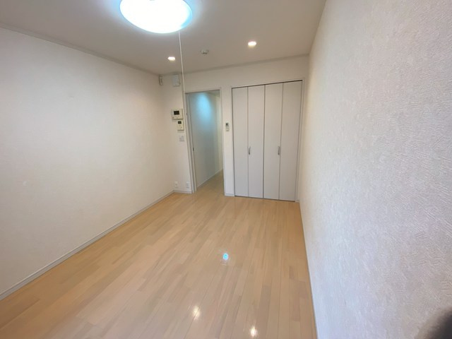 サンライズ船橋塚田の居間・リビング