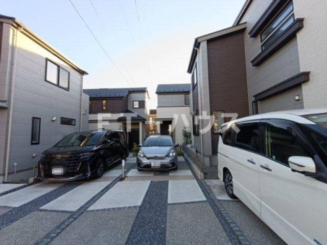 藤崎5丁目戸建の駐車場
