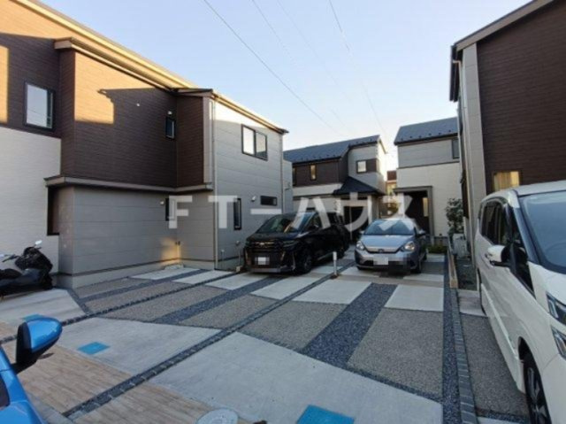 藤崎5丁目戸建の駐車場