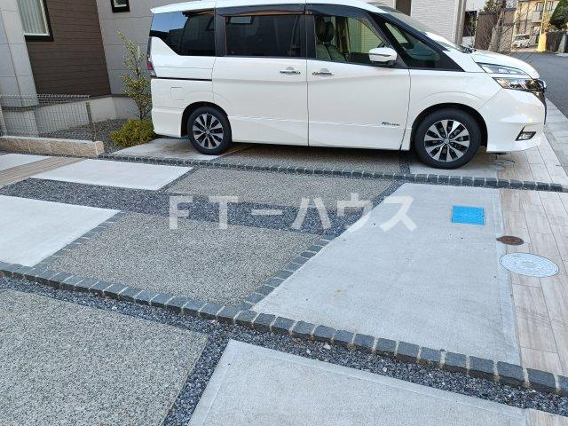 藤崎5丁目戸建の駐車場