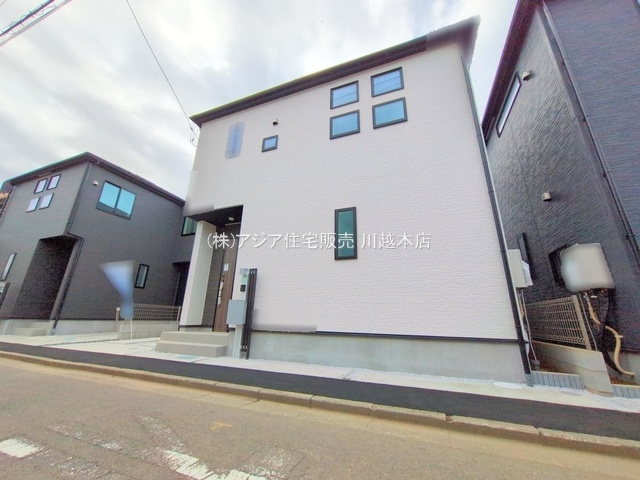 月々１１万円台～　新築戸建　川越市六軒町の外観|2号棟　完成済　カースペースあり
