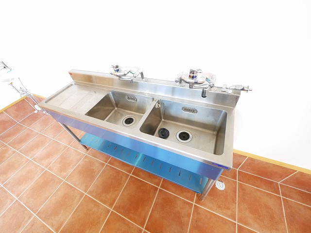 佐紀町店舗のキッチン