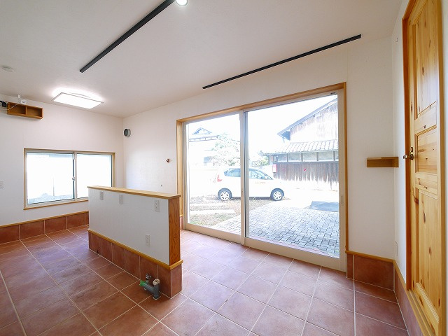 佐紀町店舗の内装