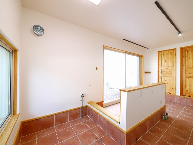 佐紀町店舗の内装