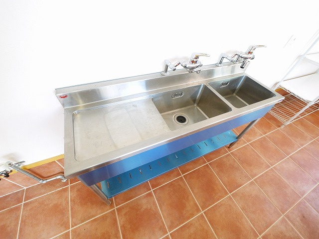 佐紀町店舗のキッチン