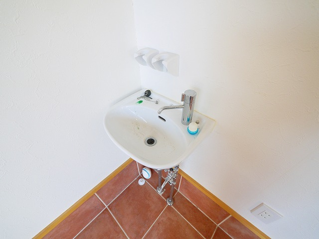 佐紀町店舗の洗面所