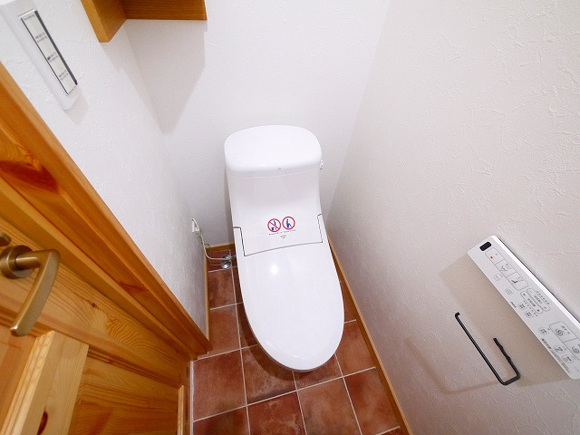 佐紀町店舗のトイレ