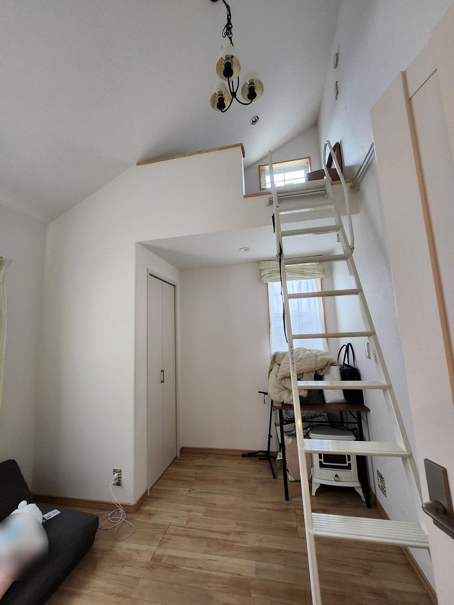 豊田市宮町の洋室