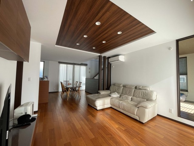 龍ヶ崎市白羽　住友林業施工物件の居間・リビング