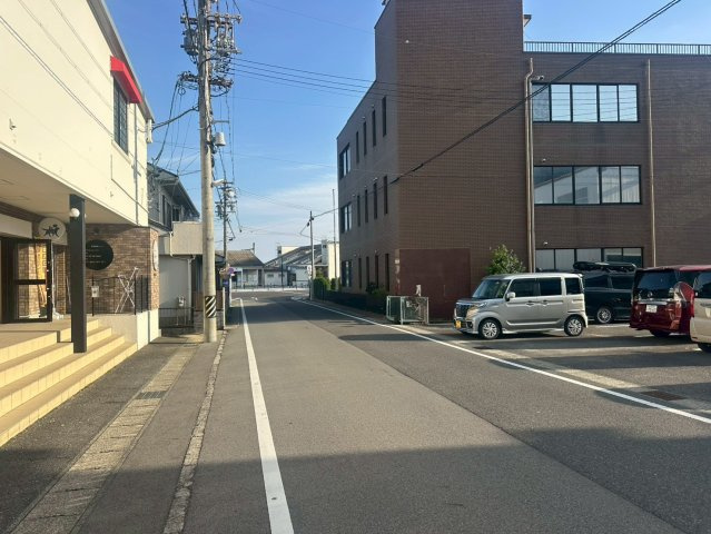 ピボット東浦駅前コートAの駐車場