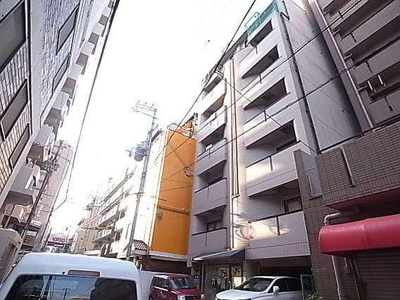 アパ六甲の外観
