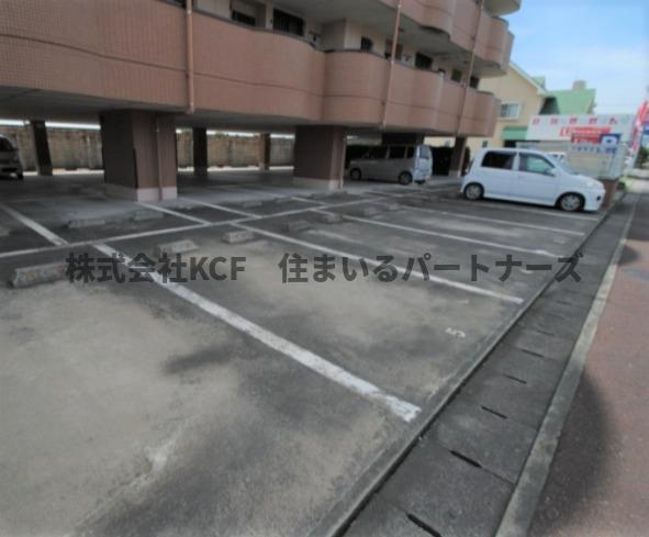 グリーンマンションの駐車場|駐車場です