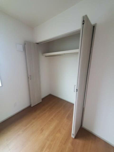 グランソフィア廻田町の収納