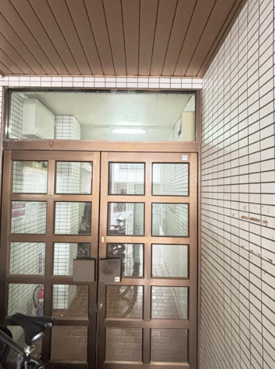 第５さくらコーポのエントランス