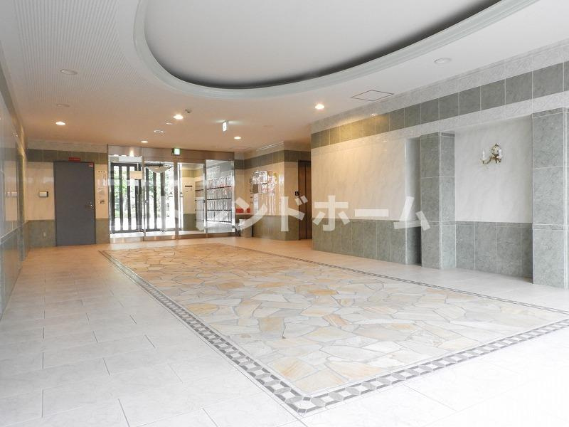 エスリード新梅田のエントランス|選べる家電プランあり！！