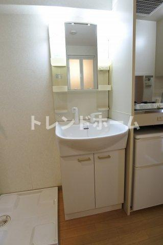 エスリード新梅田の独立洗面台|選べる家電プランあり！！