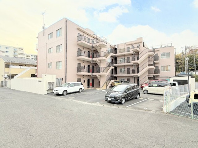 【外観】 | グレイス上永谷第2 | ◆管理体制良好なマンションです。清潔感のあるエントランスに開放感のある住環境。
