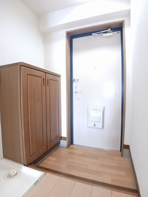 ペルレパークＢの玄関|シューズボックス付きの玄関です★