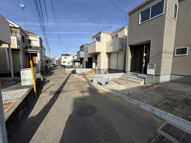 柏市青葉台１丁目新築戸建の前面道路含む現地写真|南西側前面道路